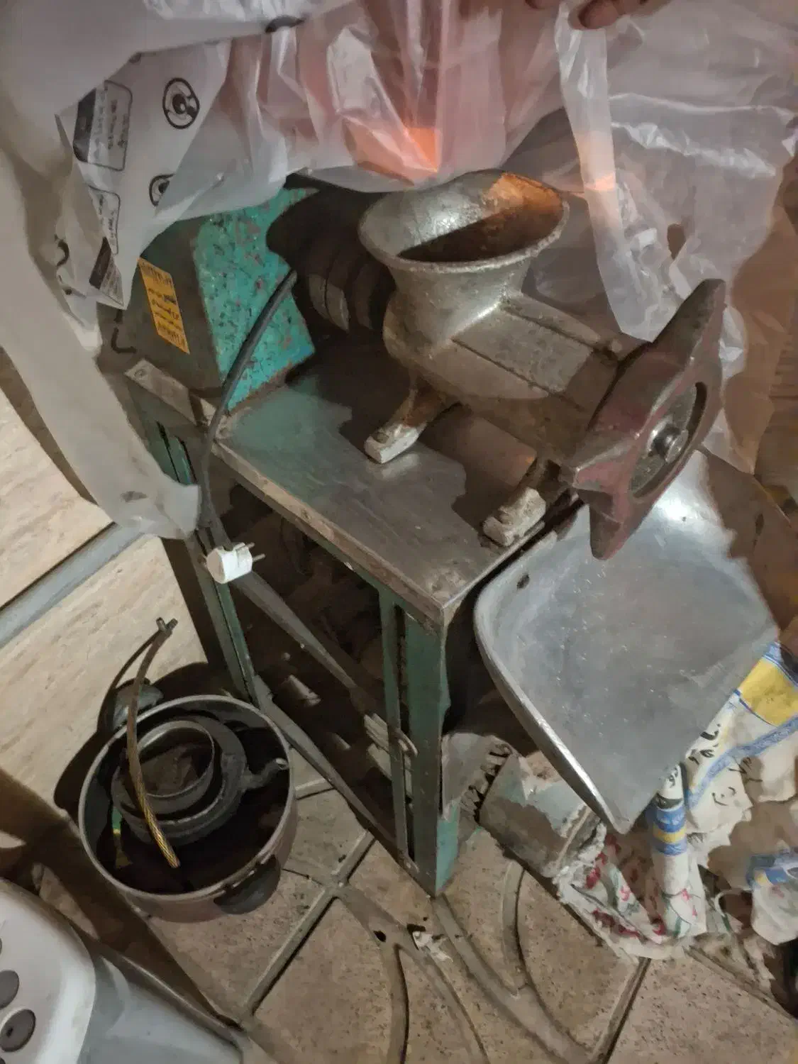 چرخ گوشت صنعتی|کافی‌شاپ و رستوران|قرچک, مهدیه|دیوار