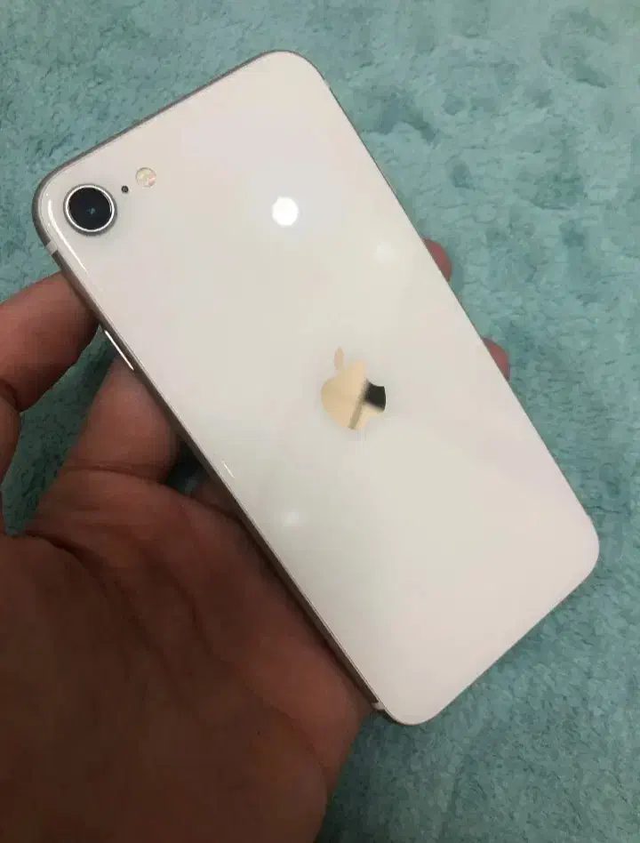 آیفون se2020|موبایل|خرم‌آباد, |دیوار