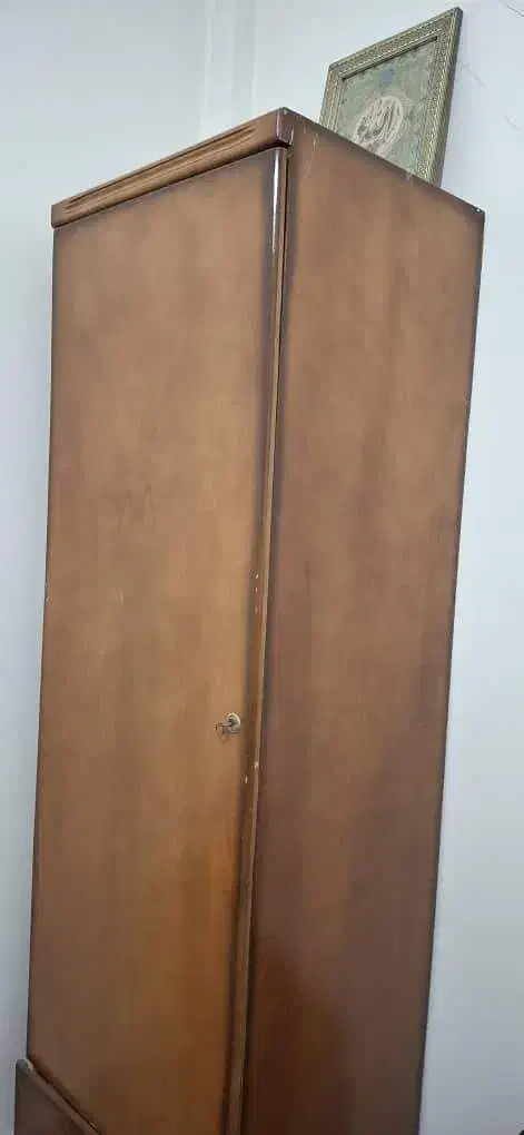 کمد چوبی|جاکفشی، کمد، دراور|قم, باغ شازده|دیوار