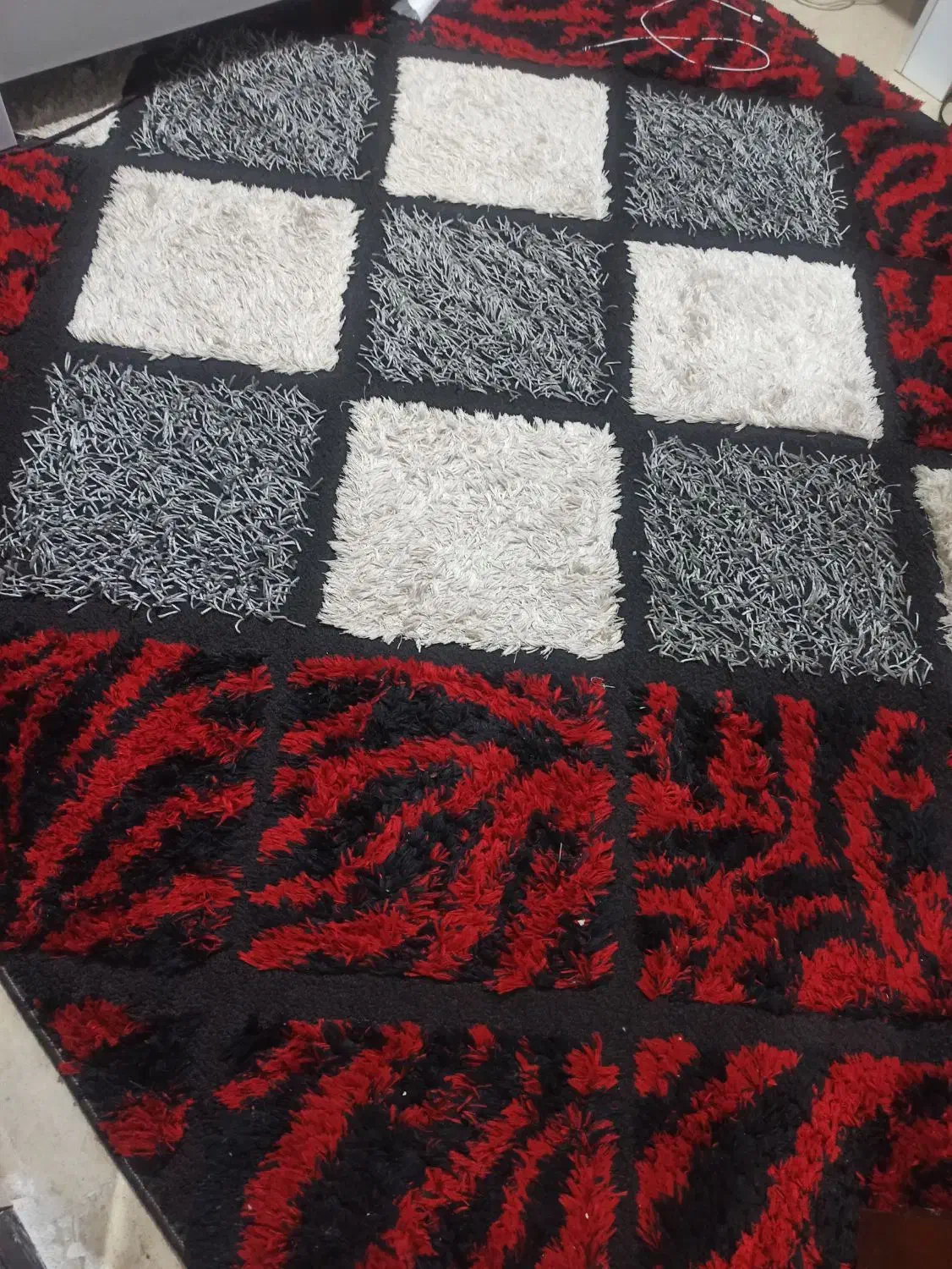 فروش فرش فانتزی و تخت درحد نو|فرش|بندرعباس, |دیوار