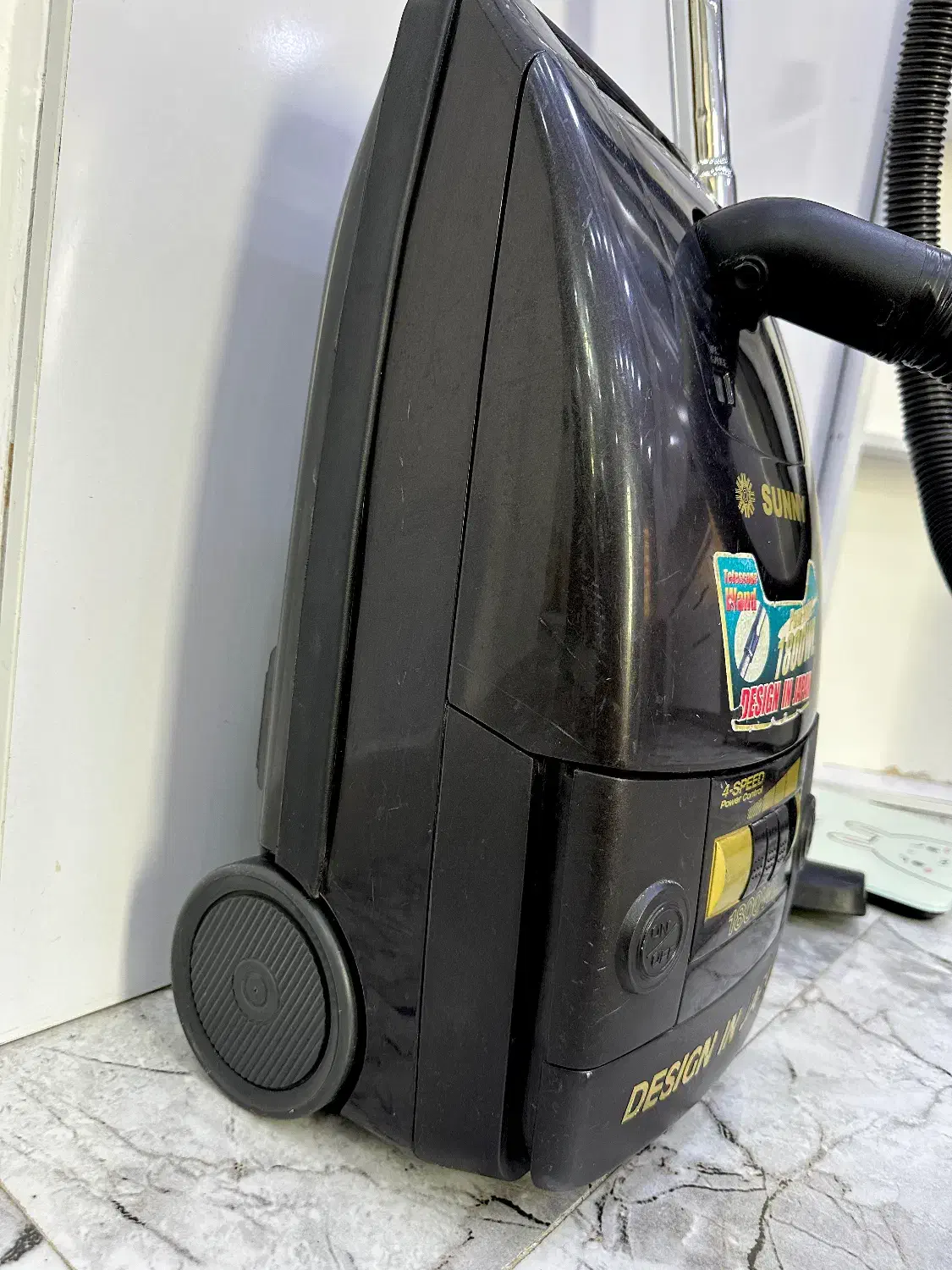 جارو برقی سانی|جاروبرقی، جارو شارژی، بخارشو|رشت, پیرکلاچای|دیوار