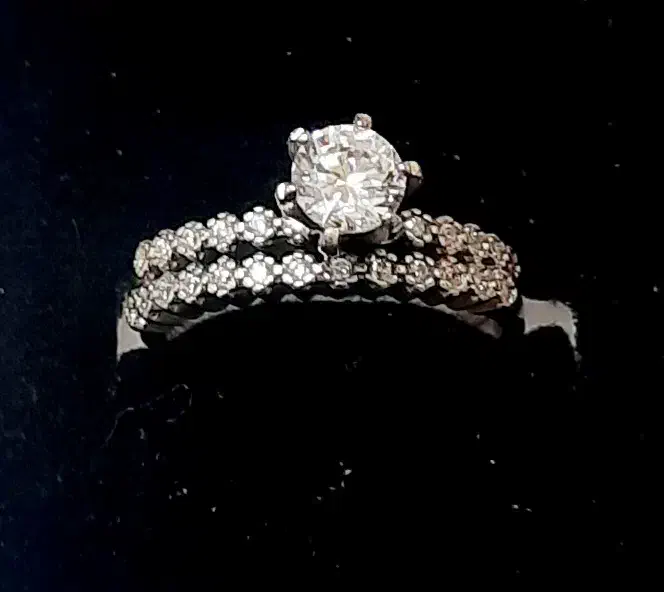 حلقه انگشتر نقره نامزدی با آبکاری طلا سفید|جواهرات|اصفهان, چرخاب|دیوار