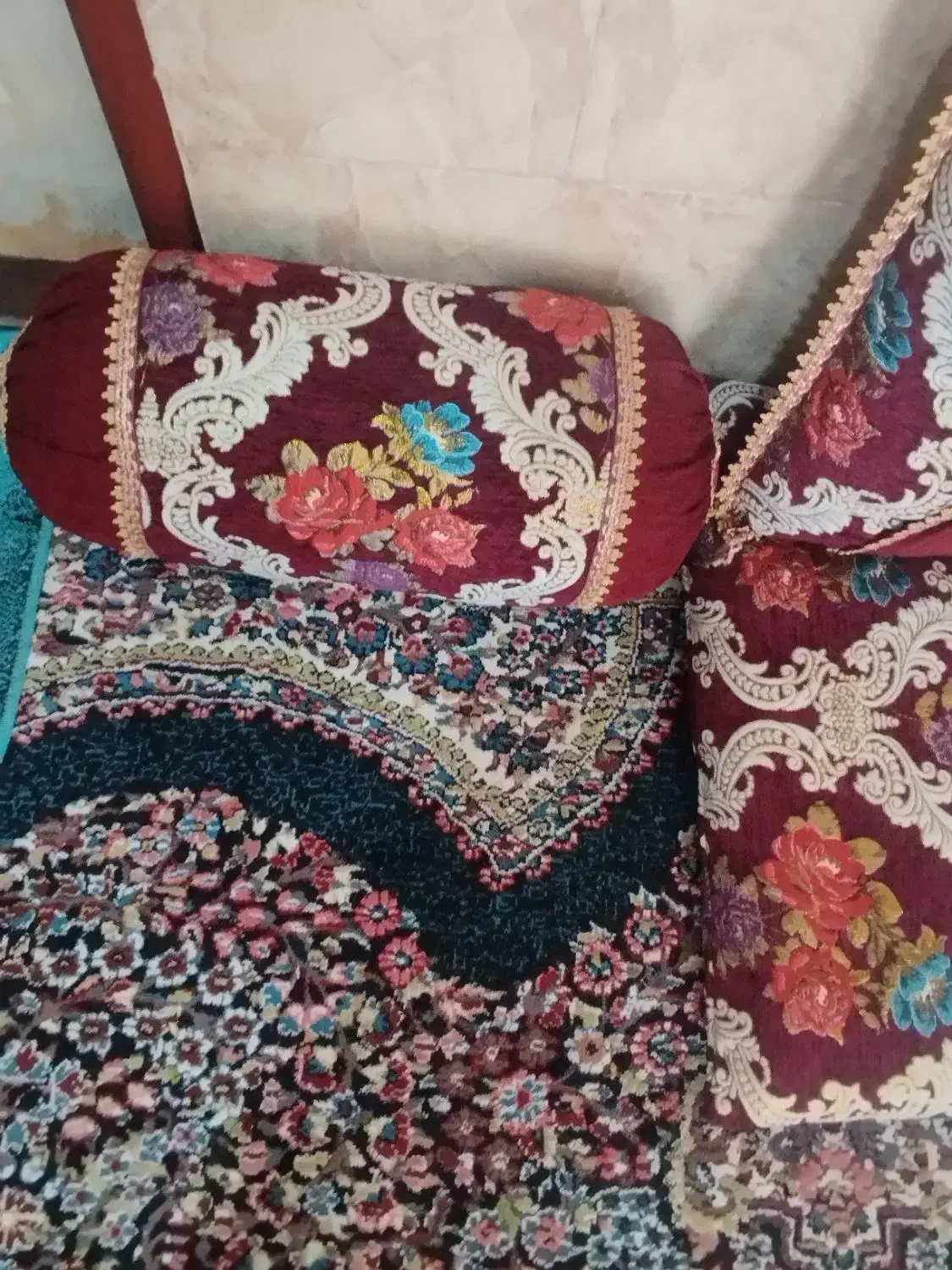 جلد تشک وبالشت نونو|رختخواب، بالش، پتو|کرمان, |دیوار