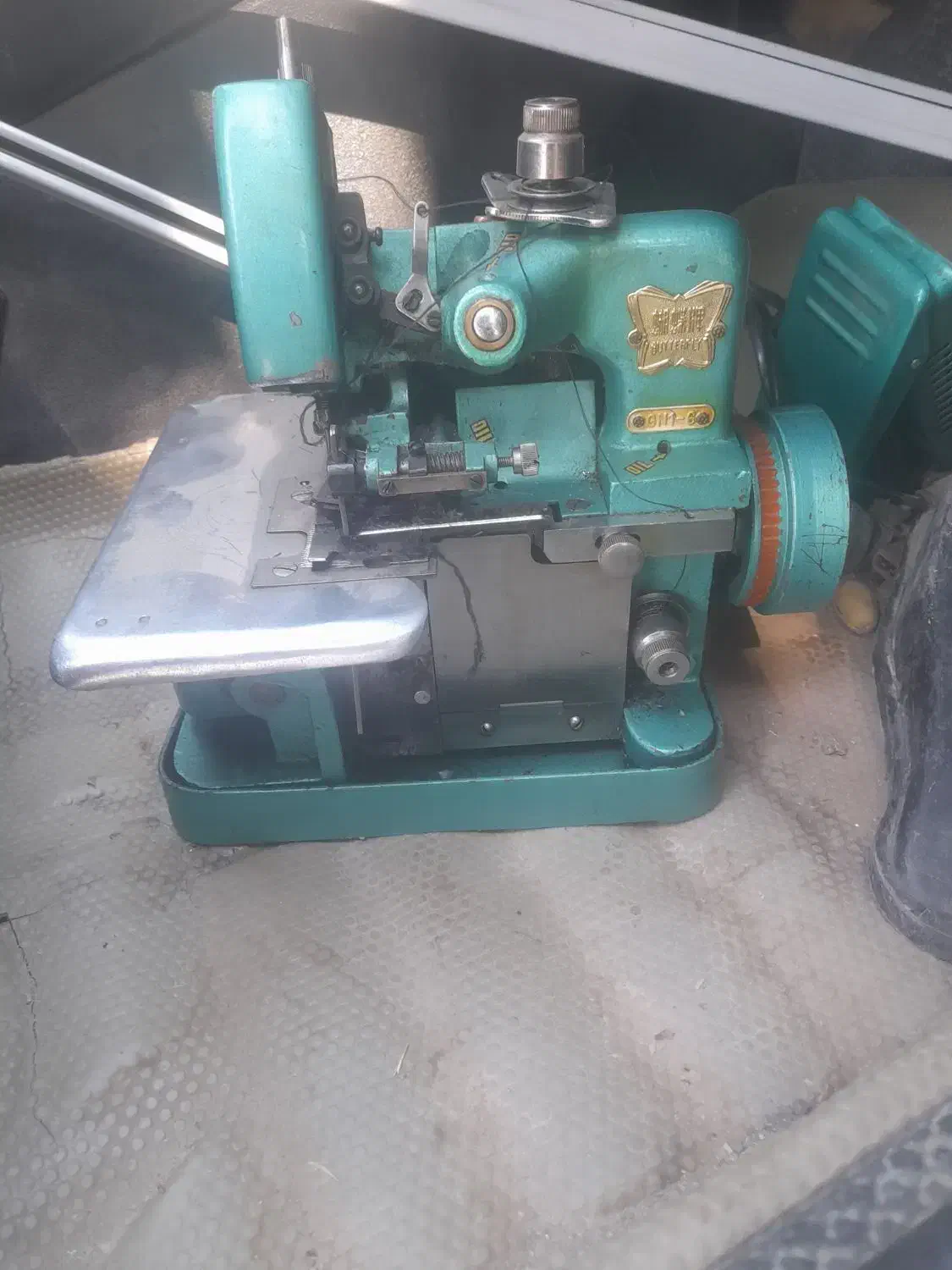 سردوز سبز|چرخ خیاطی و ریسندگی|نمشیر, |دیوار