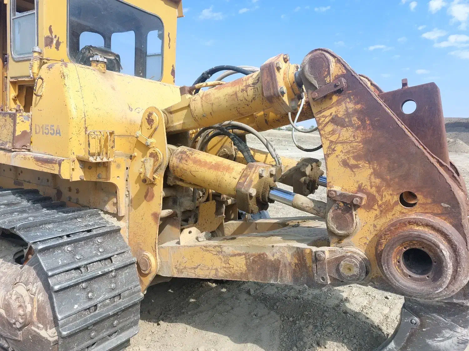 بلدوزر ۱۵۵|خودرو سنگین|اصفهان, جلالیه|دیوار