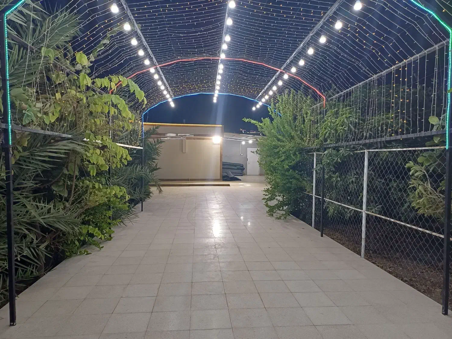 اجاره باغ جهت مراسم نامزدی،عقد،حنابندان،عروسی،تولد|اجارهٔ کوتاهمدت ویلا و باغ|بندرعباس, |دیوار