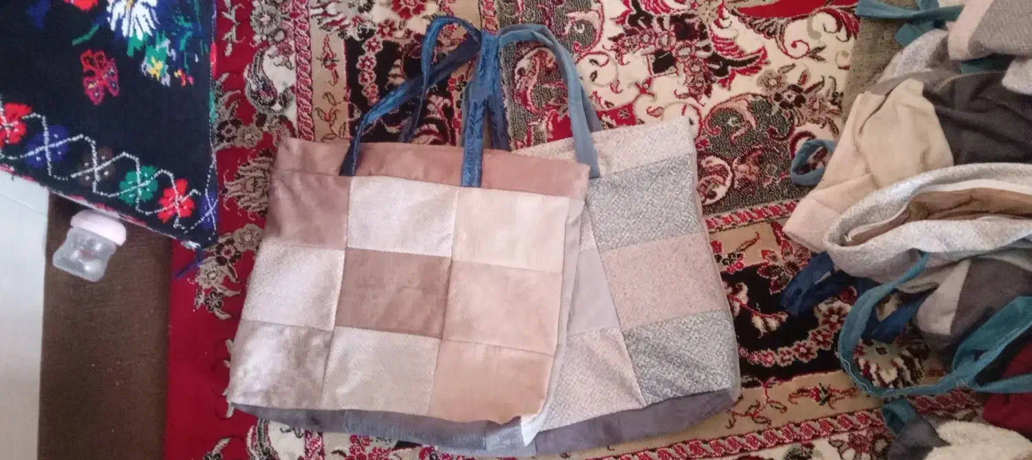 کیف  پارچه مبلی تعداد انبوه|عمده‌فروشی|انبارآلوم, |دیوار