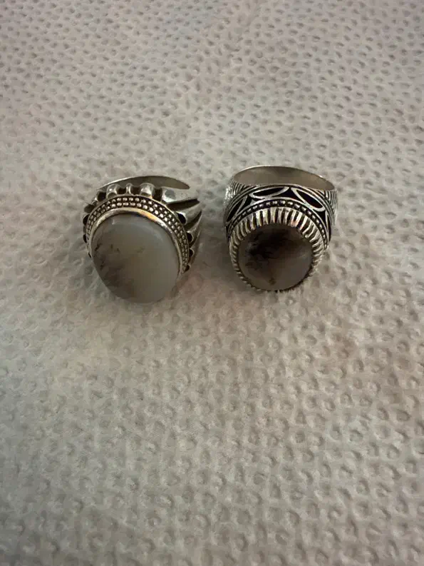 یه جفت انگشتر شهر آس محکم و قدیمی و تمیز|جواهرات|اصفهان, ابر|دیوار