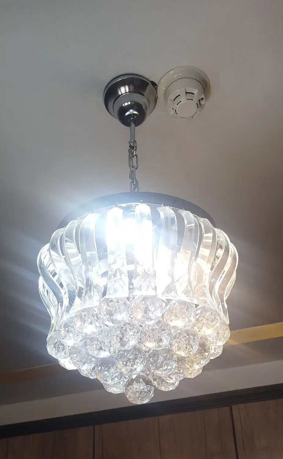 لوستر شیشه ای|لوستر و چراغ آویز|اردبیل, |دیوار