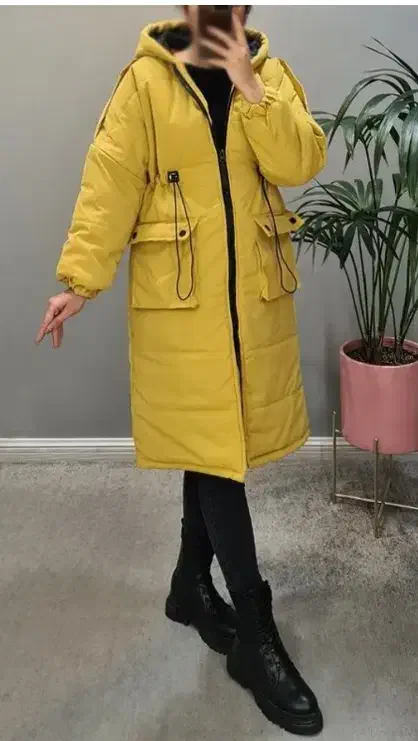 کاپشن|لباس|بم, |دیوار