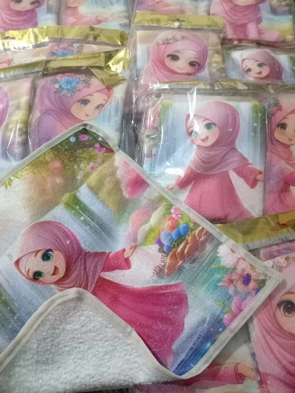 هدیه های روز دانش آموز|لوازم التحریر|تربت‌حیدریه, بوستان باغ ملی|دیوار