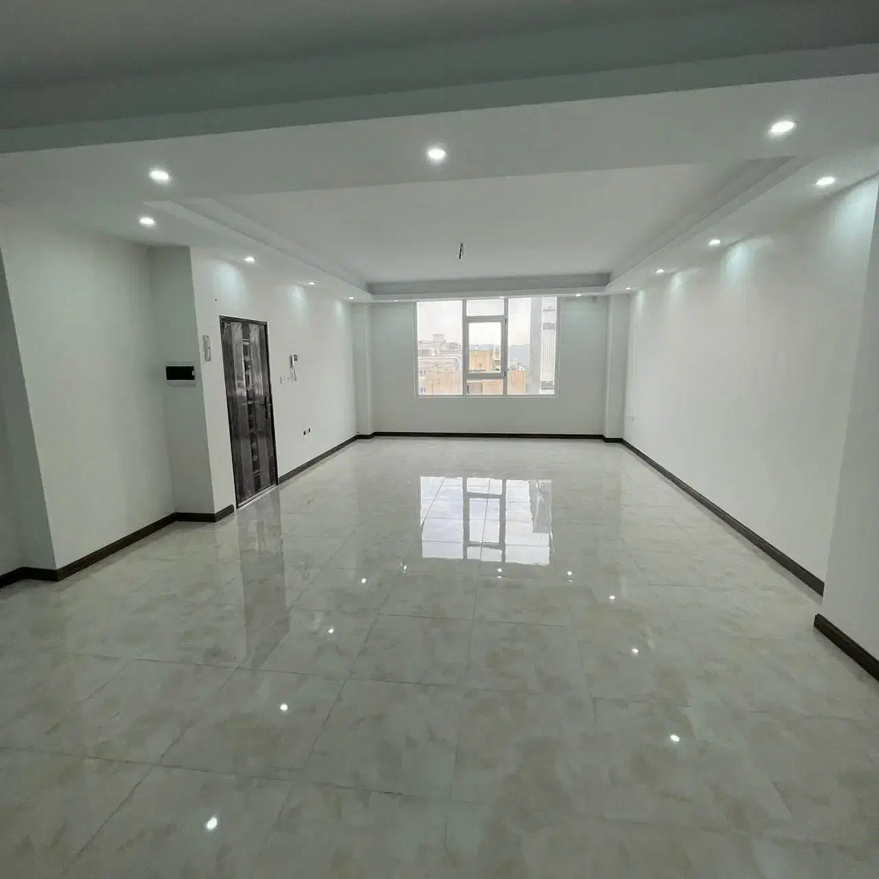 202متری /امیر کبیر/تکواحدی/تراس قابل چیدمان|اجارهٔ آپارتمان|رودهن, |دیوار