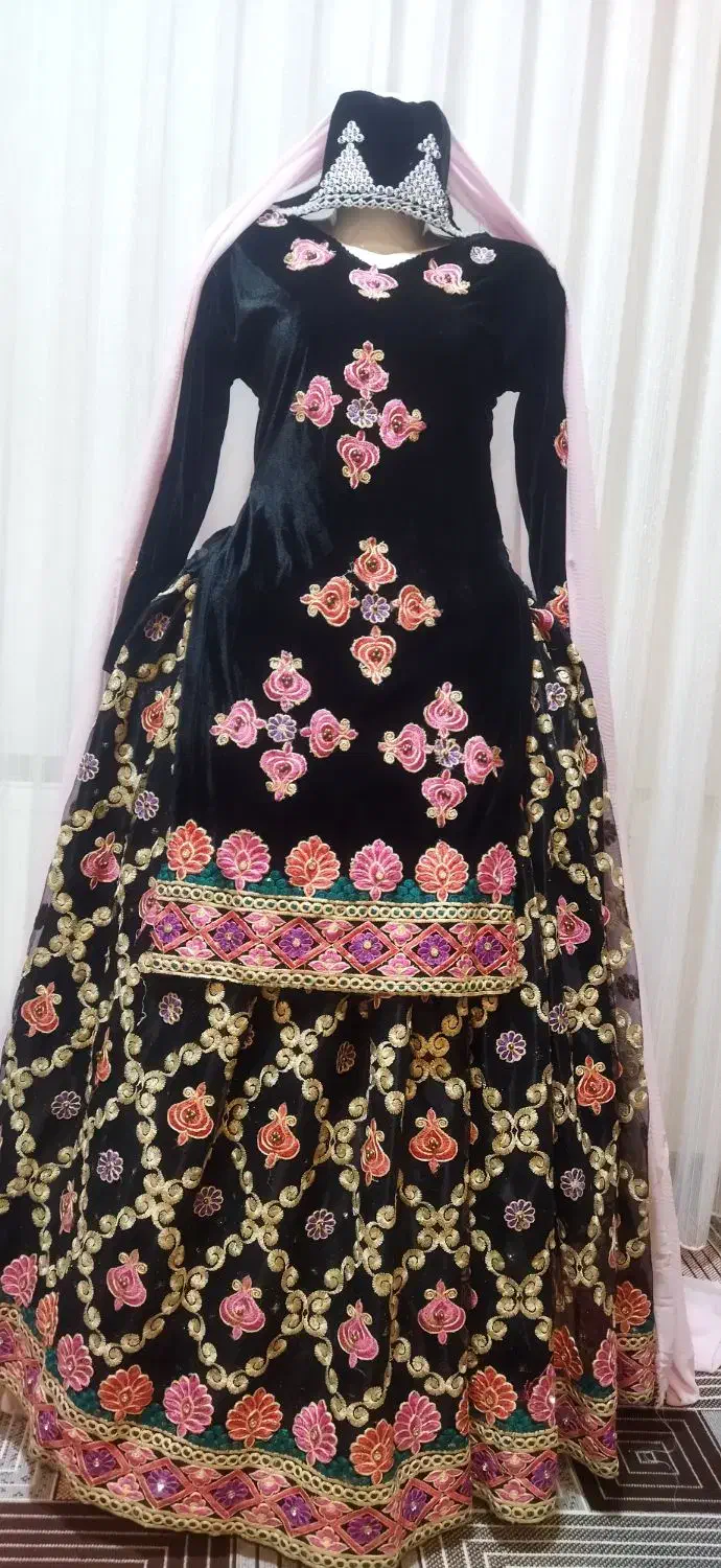 اجاره و فروش لباس محلی وشیرازی|لباس|شهرکرد, |دیوار