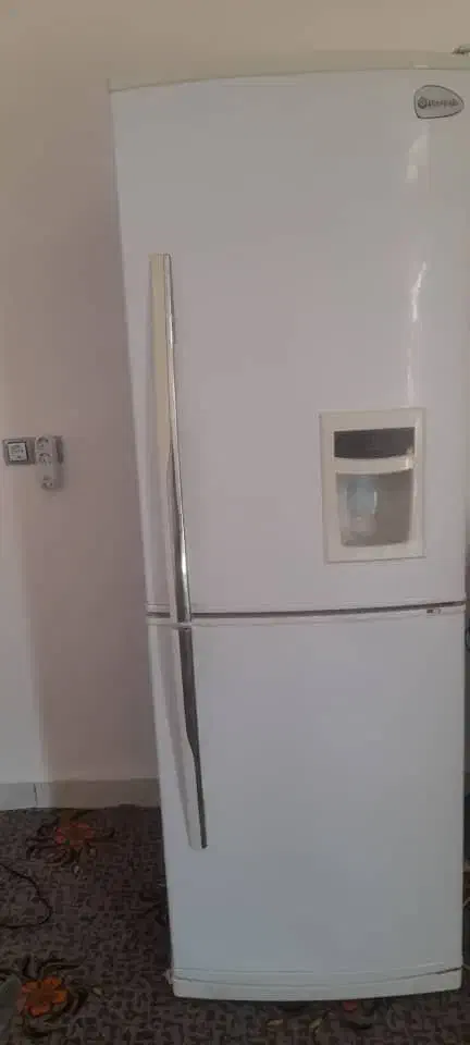 یخچال|یخچال و فریزر|حاجی آباد, |دیوار