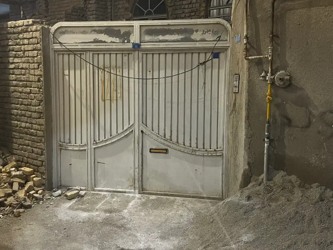 درب ورودی خانه سنگین|مصالح و تجهیزات ساختمان|ارومیه, |دیوار