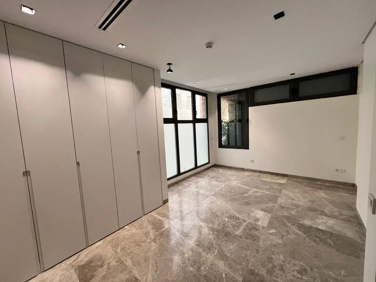 ۱۴۵متر/دوخواب مستر/مینیمال/میرداماد.