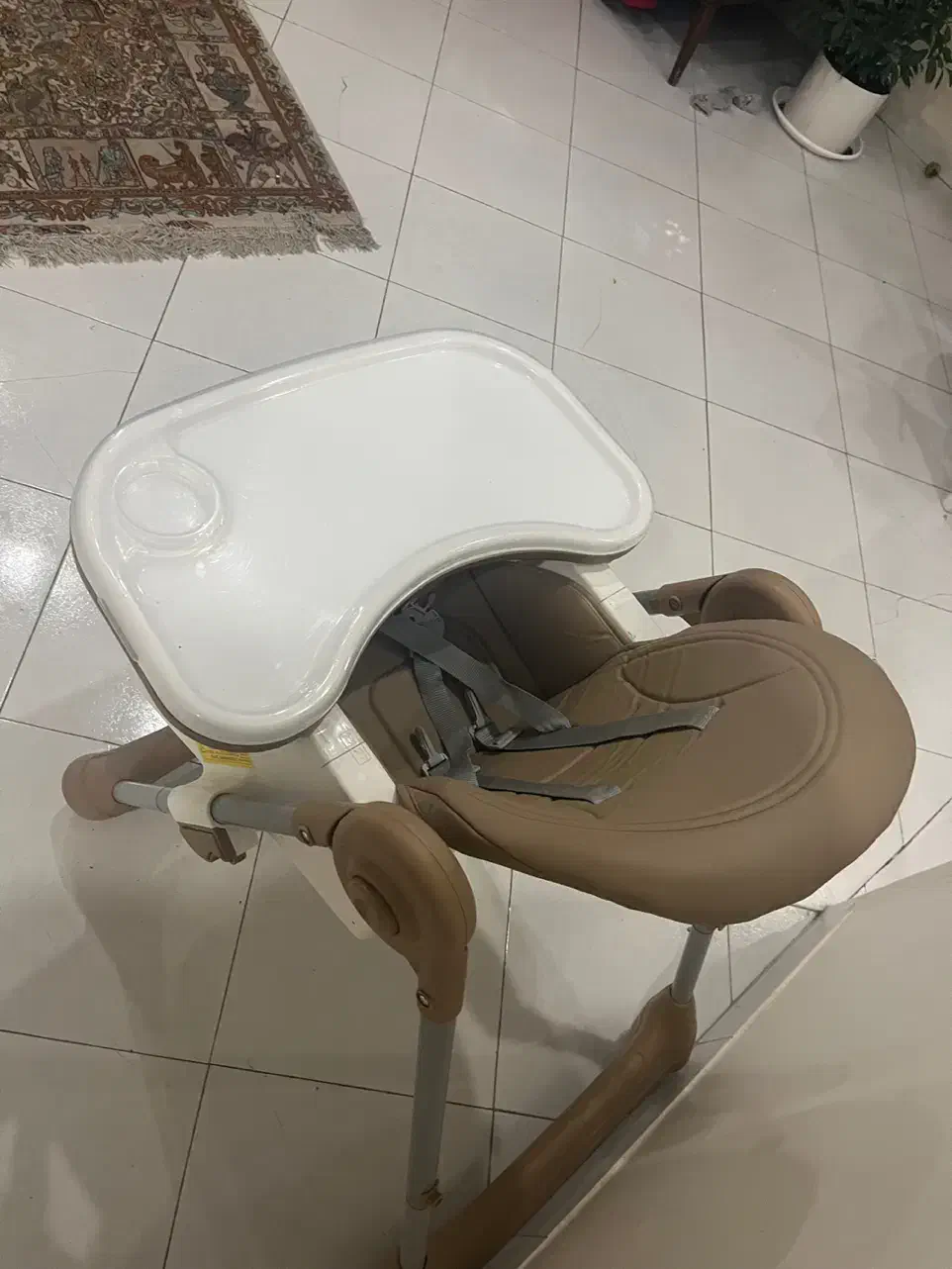 هایچر بچه (صندلی کودک)|تخت و صندلی بچه|لواسان, |دیوار