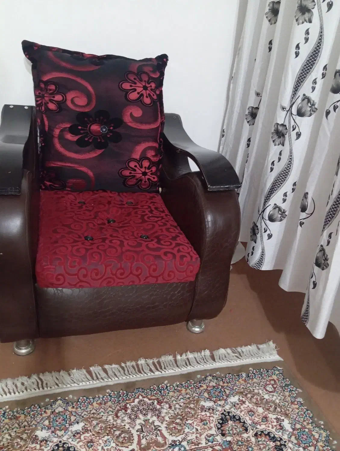 مبل|مبلمان خانگی و میز عسلی|شیراز, قلات|دیوار