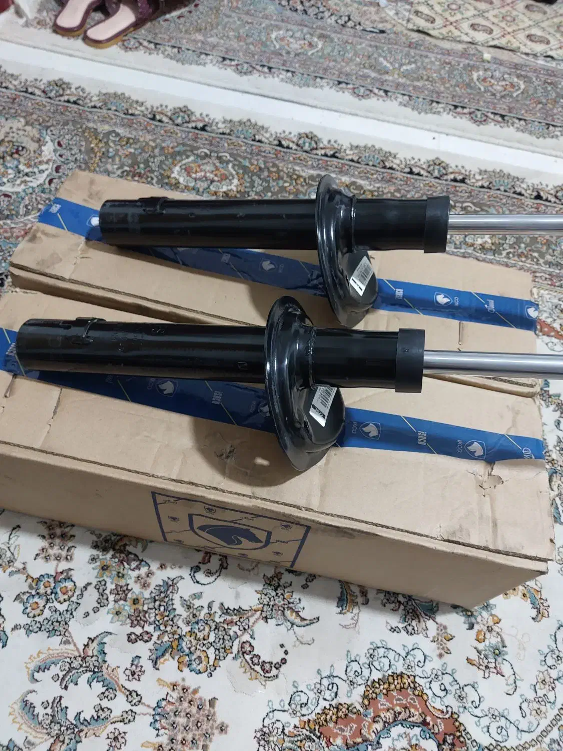 کمک فنر گازی ایساکویی فابریکی مخصوص پژو، سمند، دنا|قطعات یدکی و لوازم جانبی|ساری, |دیوار