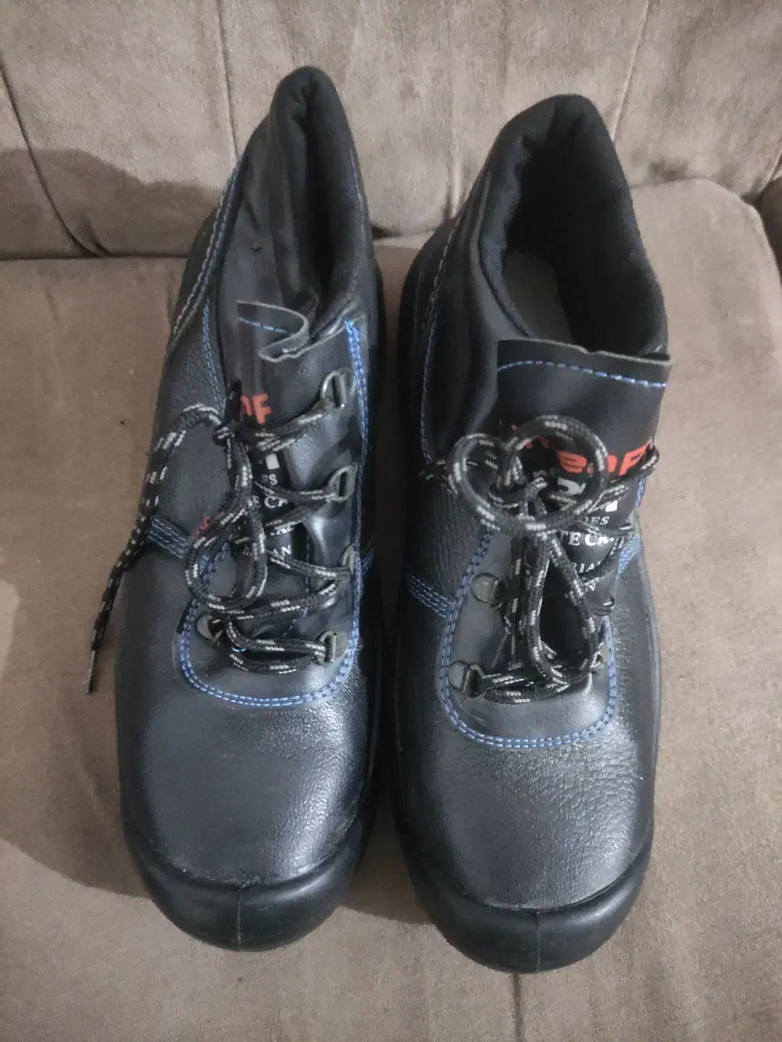 کفش ایمنی تنگستان|کیف، کفش، کمربند|اهرم, |دیوار