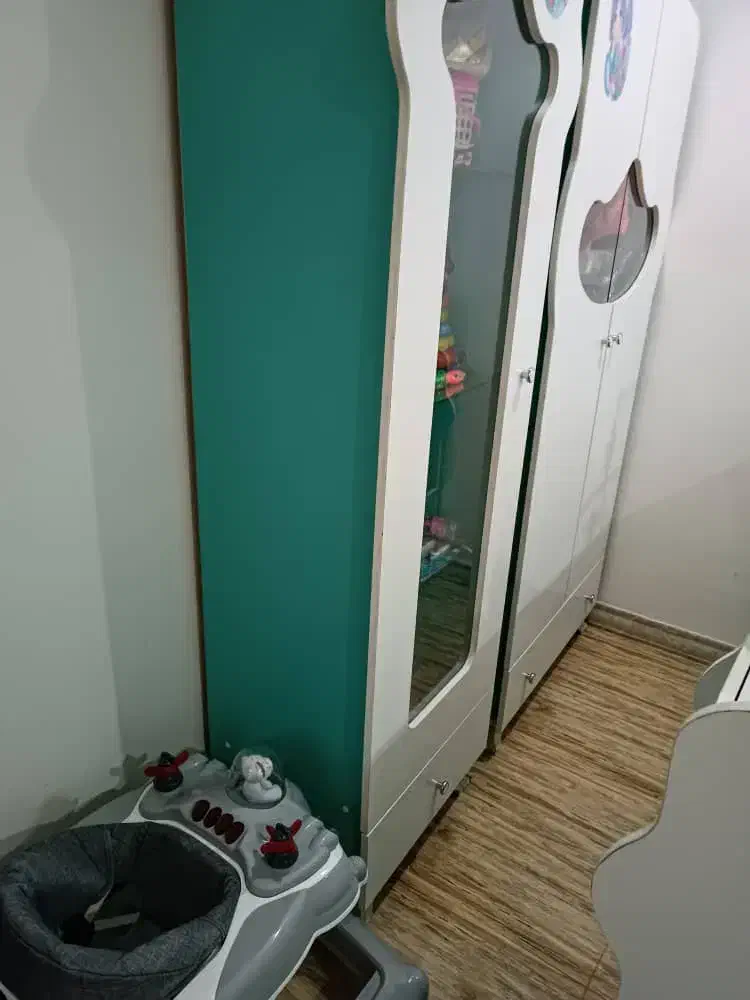 سرویس خاب کودک و نوجوان|تخت و سرویس خواب|فلاورجان, |دیوار