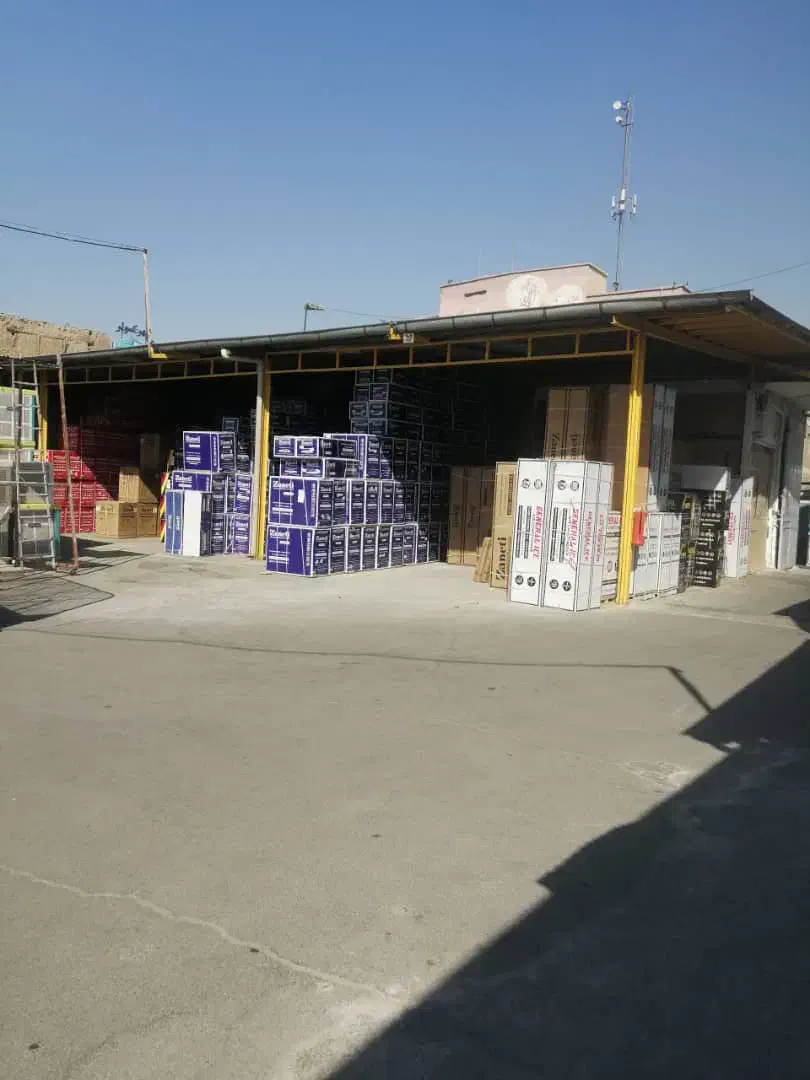 استخدام کارگر انبار ایرانی و اتباع|استخدام صنعتی، فنی، مهندسی|تهران, امین حضور|دیوار