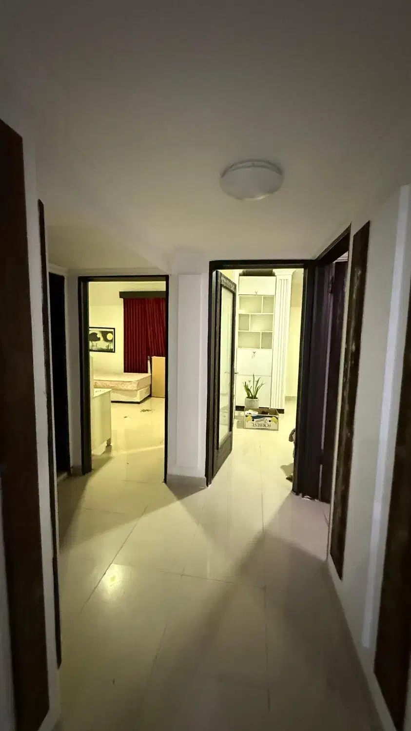 دوتا اتاق ازیک واحد طبقه پنچم با تراس بزرگ|اجارهٔ دفتر کار، اتاق اداری، مطب|رشت, نیروی دریایی|دیوار