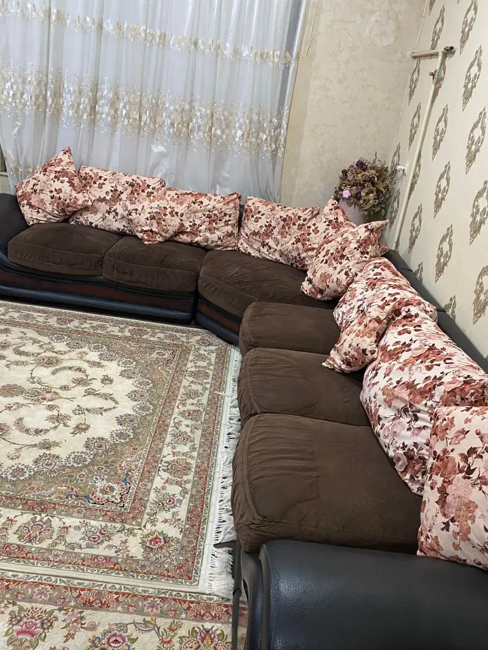 مبل چرمی ال .میز غذا خوری|مبلمان خانگی و میز عسلی|اهواز, پردیس|دیوار