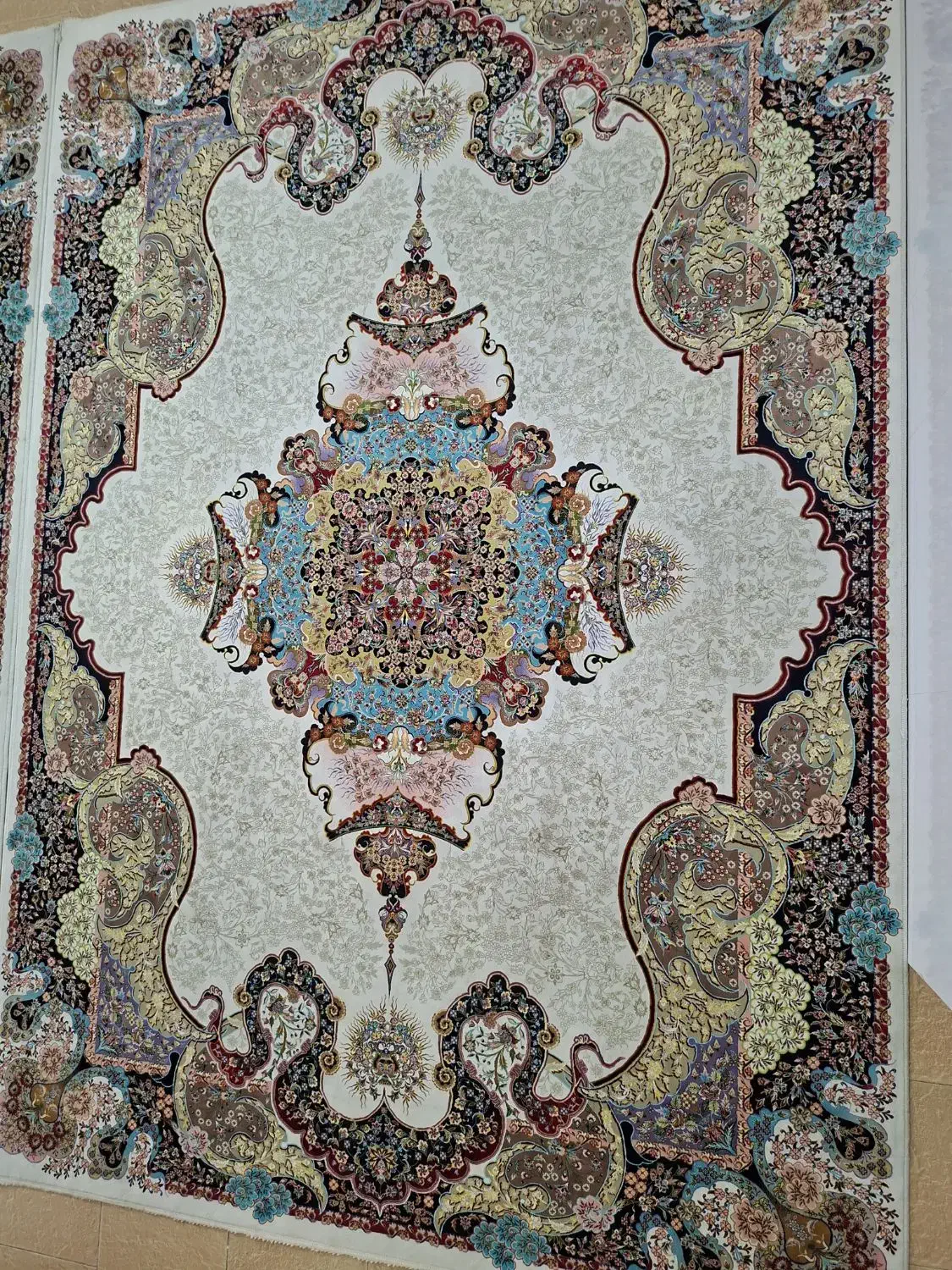 فرش ۹ متری درحد۱۰۰۰شانه یک جفت|فرش|تهران, شهرک شریعتی|دیوار