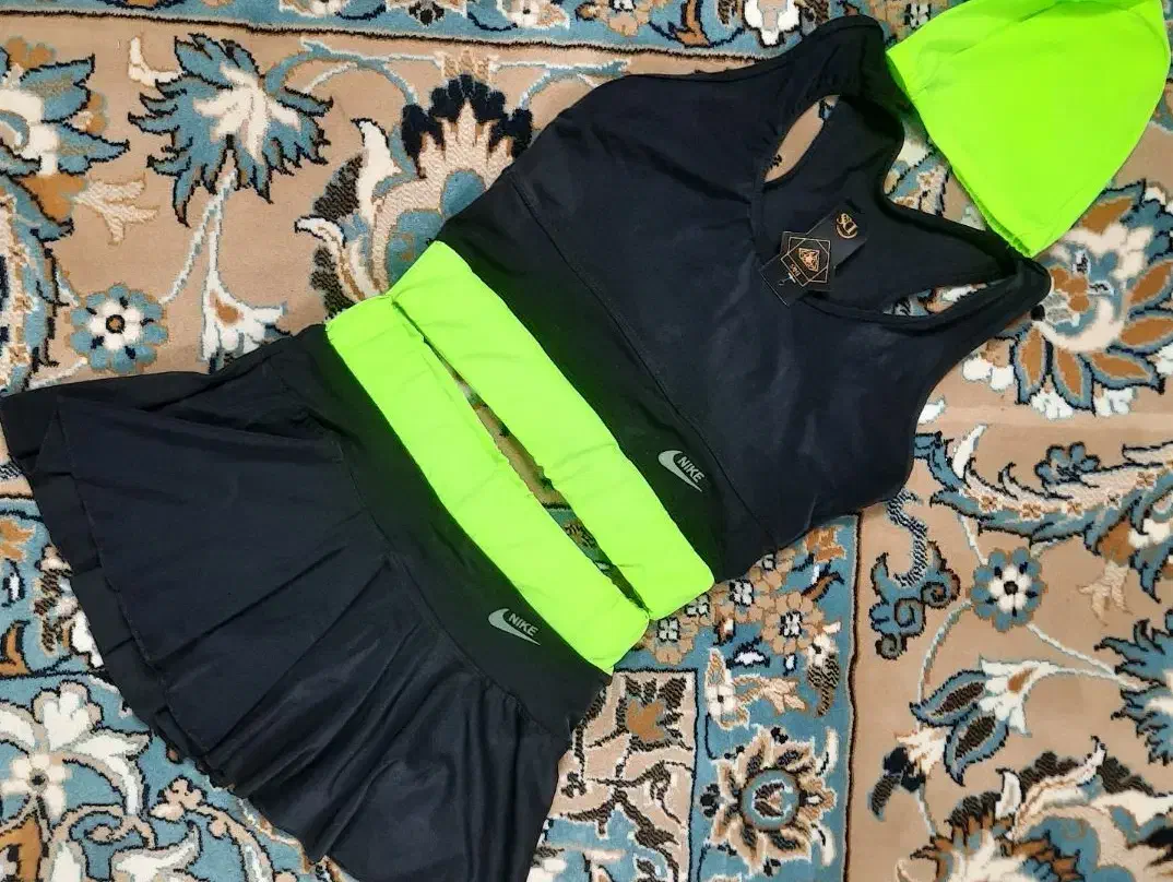 مایو|لباس|یزد, |دیوار