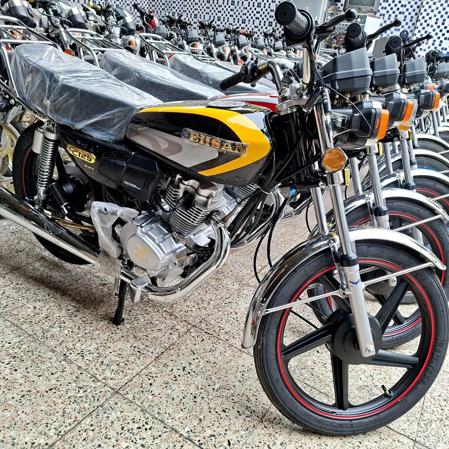 احسان ۱۲۵ مدل ۱۴۰۴ صفر|موتورسیکلت|خمینی‌شهر, |دیوار