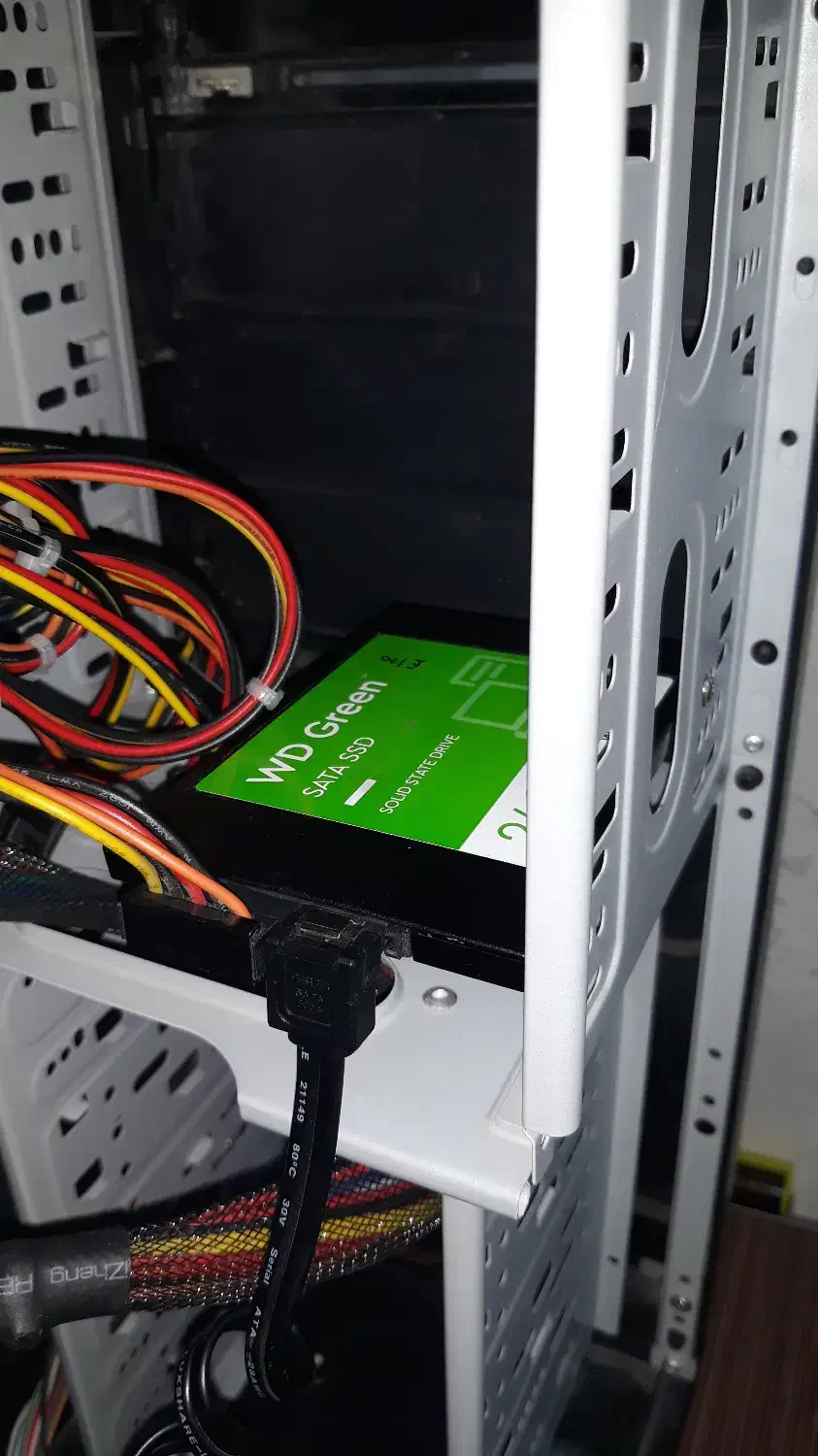 کیس کامپیوتر نسل 4 (قابل ارتقا)|رایانه رومیزی|جهرم, |دیوار