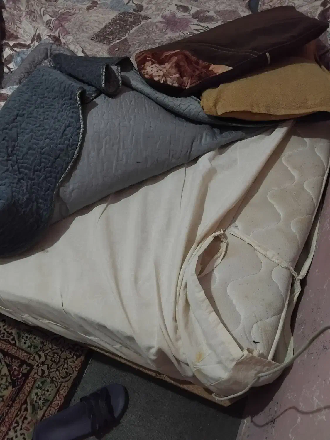 تشک خوش خواب|تشک تختخواب|اهواز, کوی جواهری|دیوار