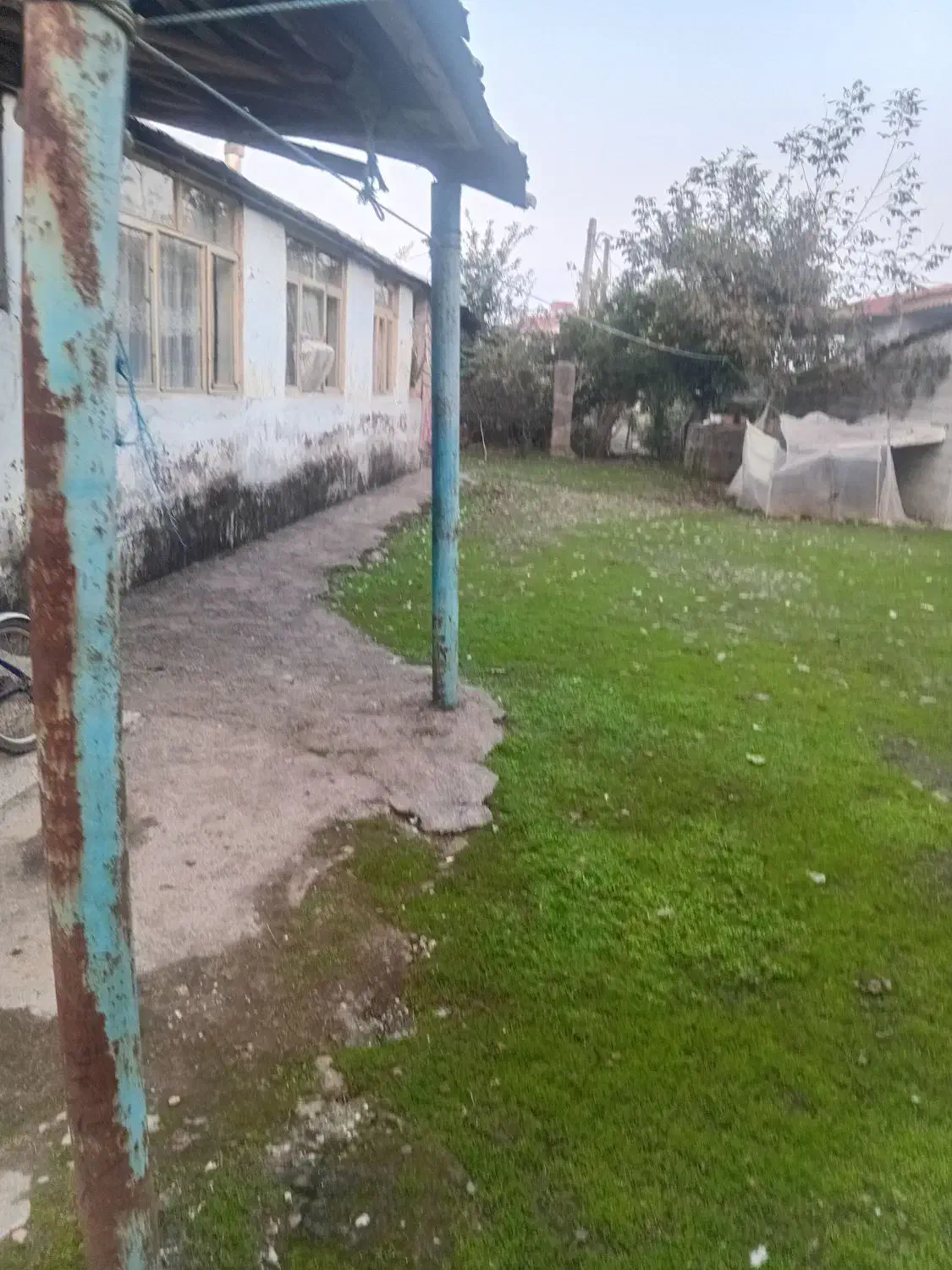 ۷۰۰ متر خانه ویلایی داخل شهر ۵۵۰۰ میلیارد|فروش خانه و ویلا|رضوانشهر, |دیوار