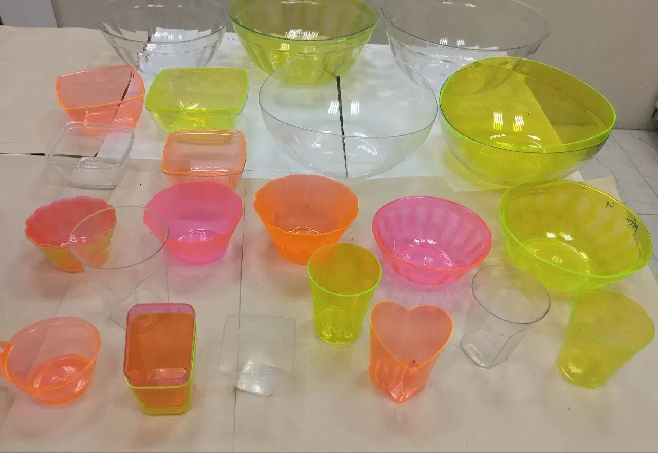 ظروف یکبار مصرف با مارک ارس|ظروف نگهدارنده، پلاستیکی، یکبارمصرف|تبریز, |دیوار