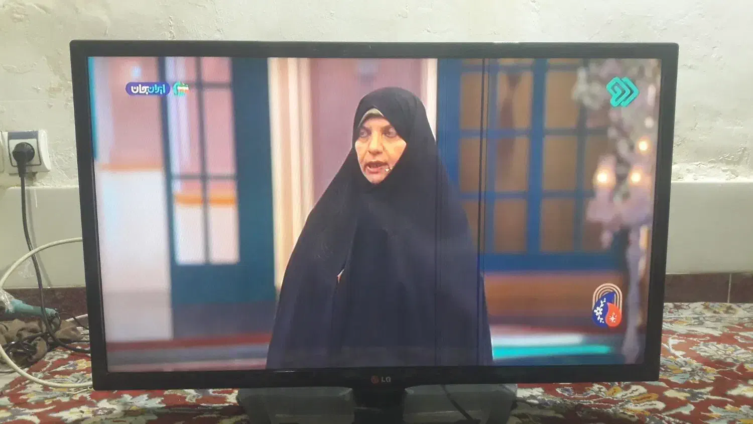 ال ای دی ۳۲ اینچ ال جی|تلویزیون و پروژکتور|قم, شهرک امام حسین|دیوار