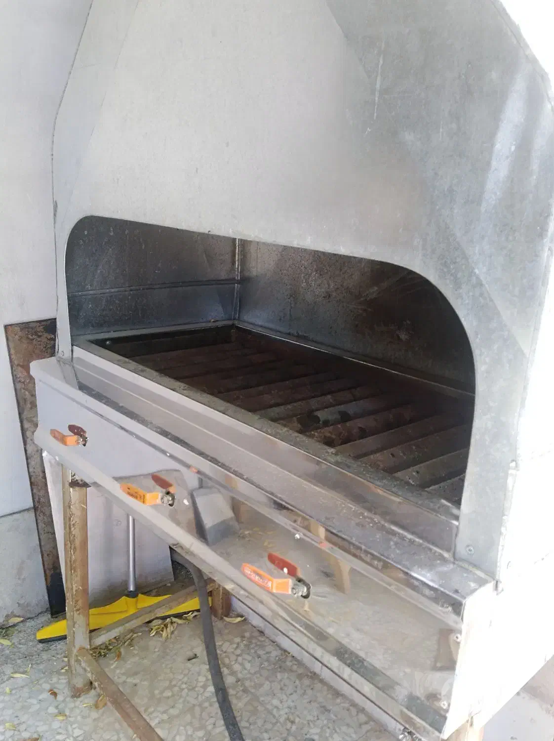 کباب پز سه شعله|کافیشاپ و رستوران|زنجان, |دیوار