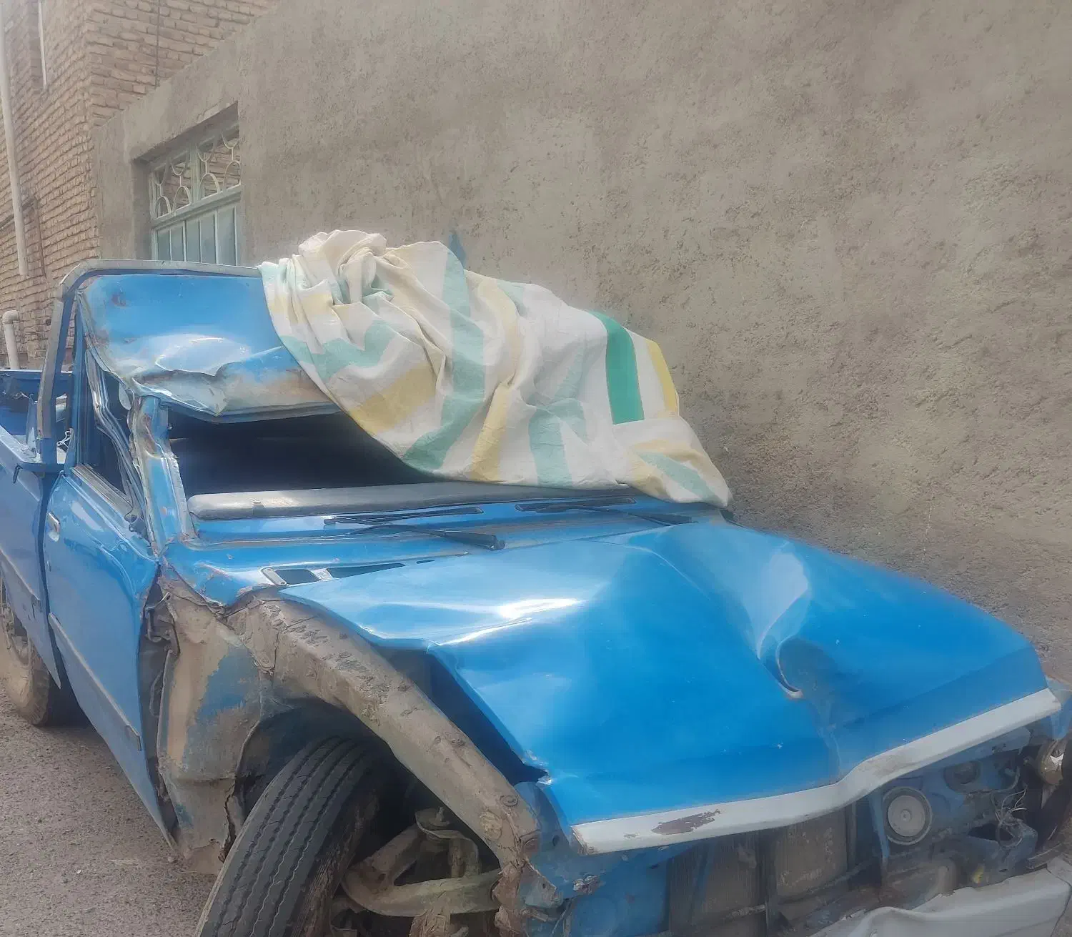 نیسان تصادفی سوخته سالم روشن|خودرو سواری و وانت|تبریز, |دیوار