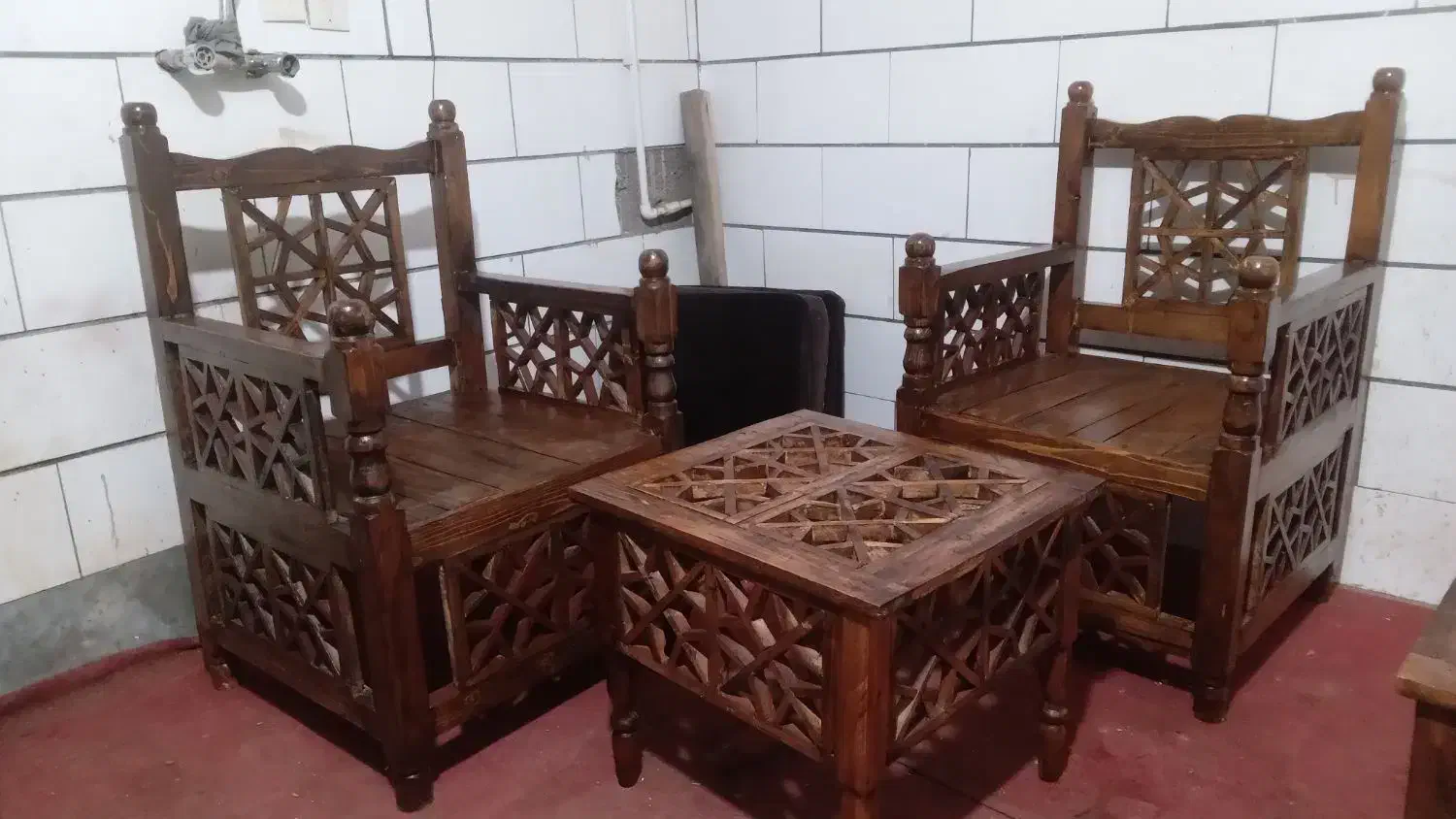 صندلی تک نفره چوبی سنتی|مبلمان خانگی و میز عسلی|اراک, |دیوار