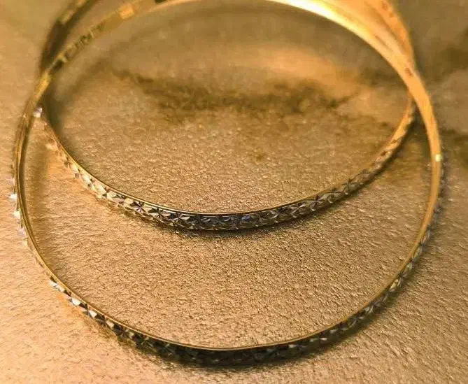 ۲عدد النگوی تمام تراش پر ستاره سایز۲|جواهرات|قزوین, |دیوار