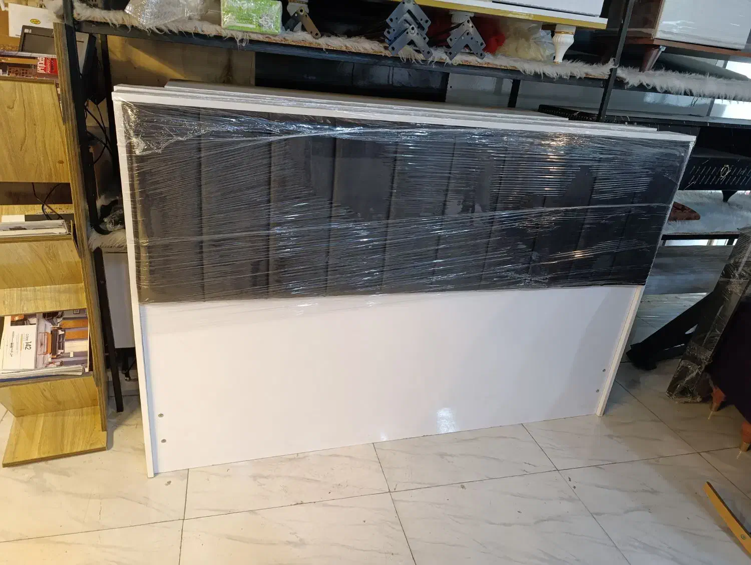 تولیدی انواع تخت دو نفره و تک نفره|تخت و سرویس خواب|رشت, منظریه|دیوار