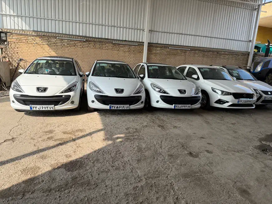 پژو 207i سقف شیشه ایی TU5P تیتانیوم|خودرو سواری و وانت|اهواز, گیت بوستان|دیوار