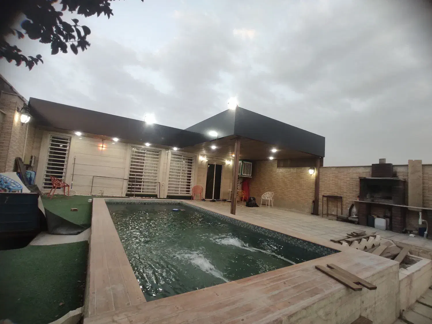 تکنسین برق صنعتی / برقکاری / سیم کشی/ خرده کاری|خدمات پیشه و مهارت|ماهدشت, |دیوار