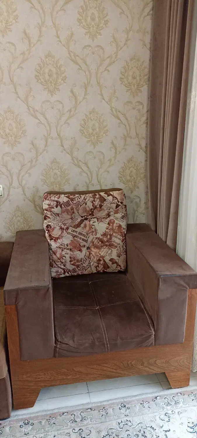 مبل و کناپه|مبلمان خانگی و میز عسلی|شاهین‌شهر, گزبرخوار|دیوار