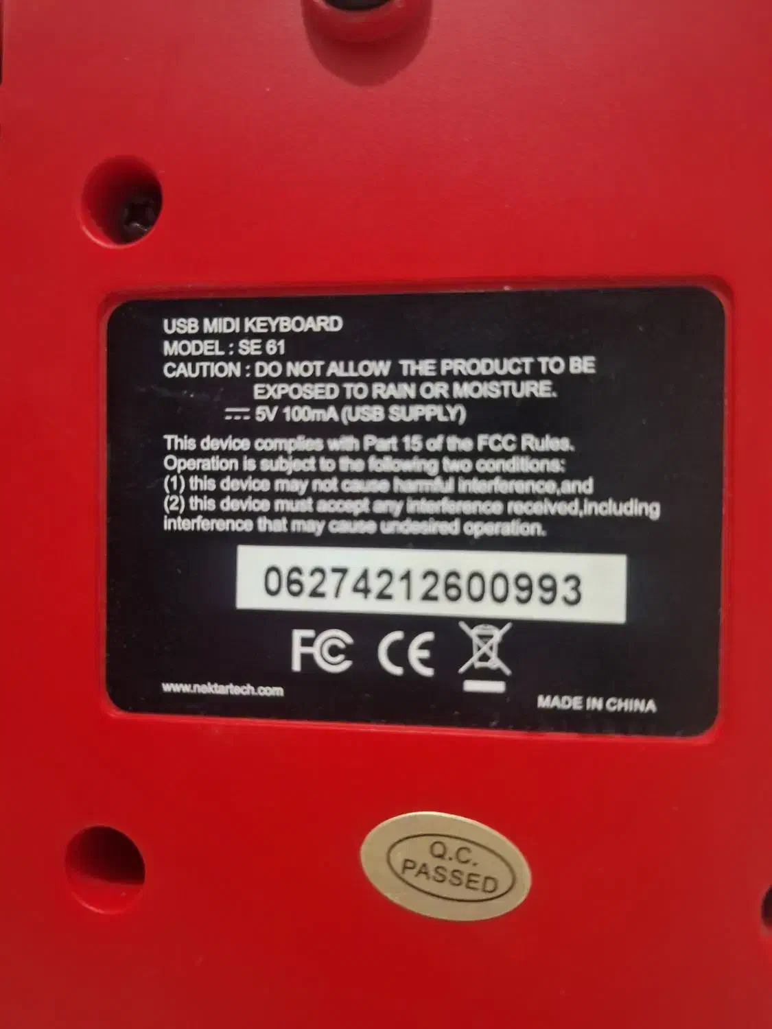 میدی کنترلر در حد نو|پیانو، کیبورد، آکاردئون|کرمان, |دیوار