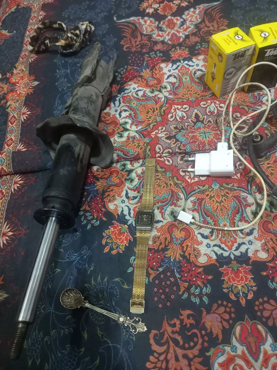 کمک خودروولامپ وساعت مچی زی۴درب۲دانه براچگلگیرهاع|قطعات یدکی و لوازم جانبی|بجنورد, |دیوار