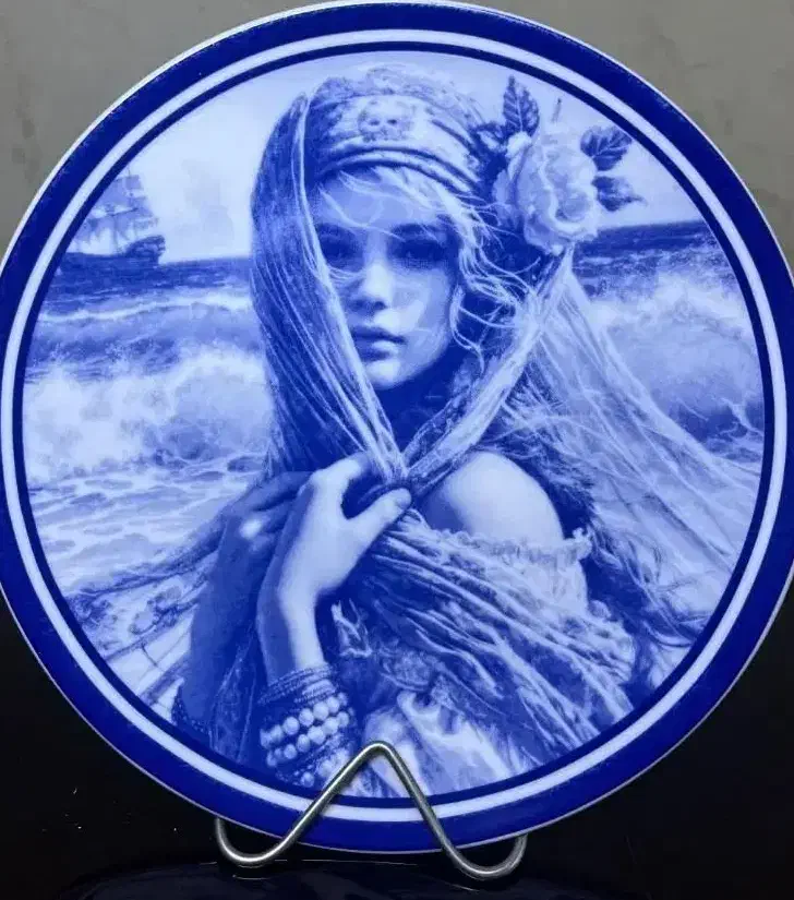 ظروف قدیمی بسیار تمیز|کلکسیون اشیاء عتیقه|تهران, خواجه نظام الملک|دیوار