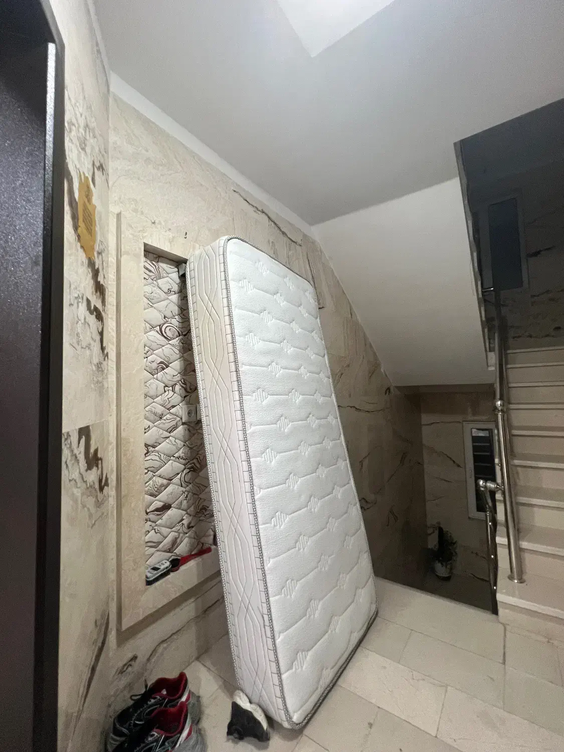 تشک تخت|تشک تختخواب|ساوه, |دیوار