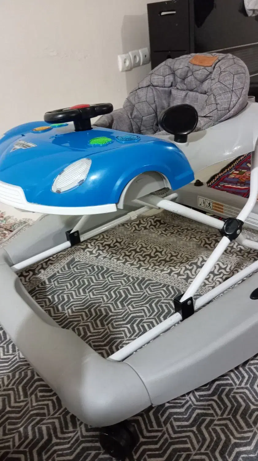 روروئک|کالسکه و لوازم جانبی|باغستان, |دیوار