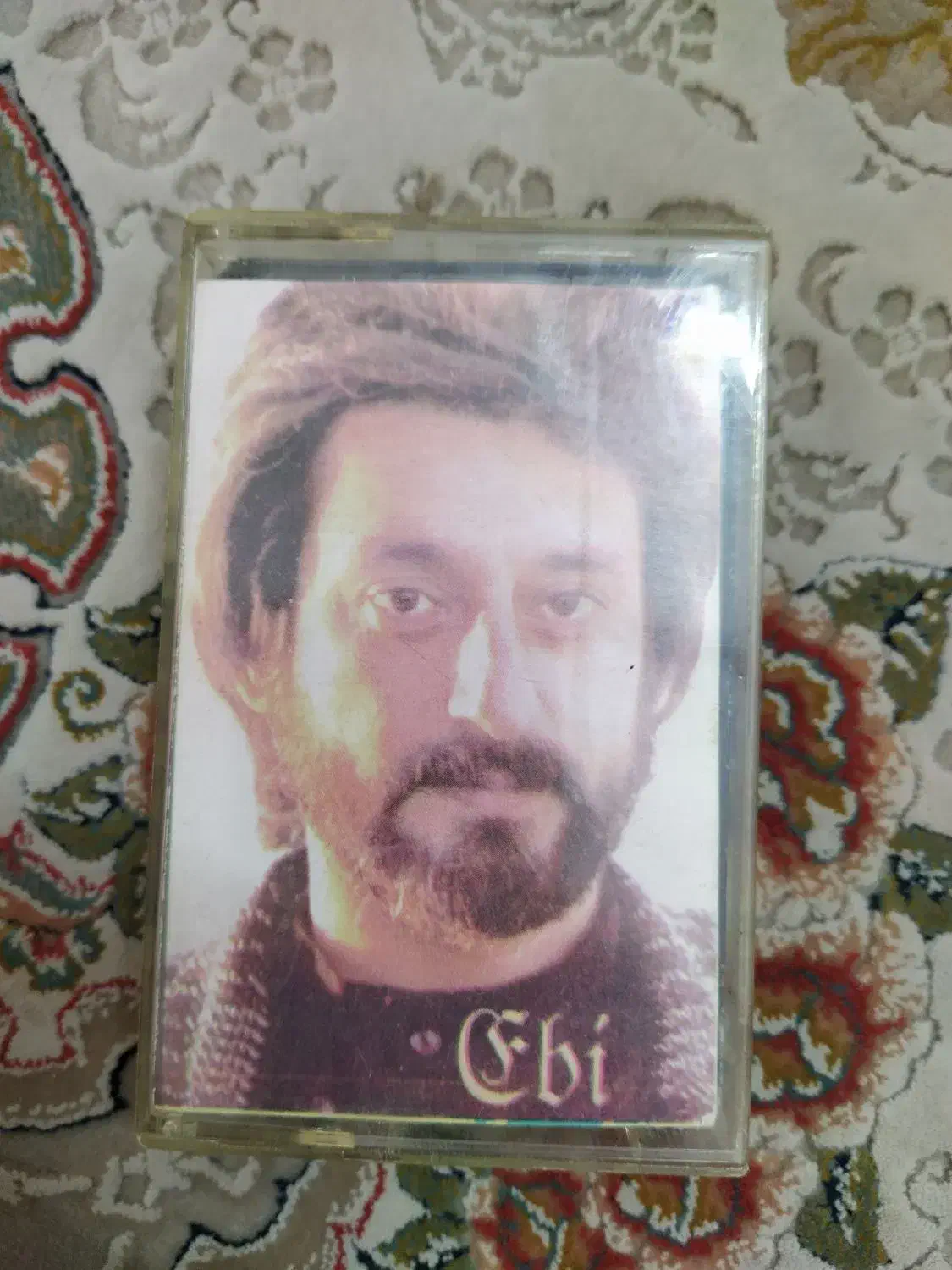 نوار کاست های قدیمی|فیلم و موسیقی|لاهیجان, انقلاب|دیوار